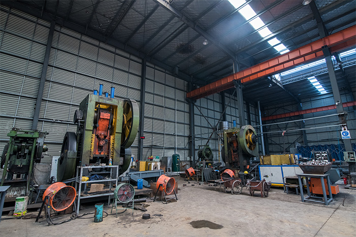 乌海网架配件-锥头加工车间